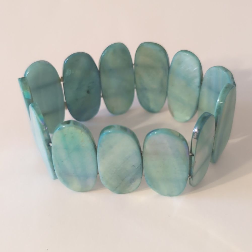 659 Blue Mother of Pearl Beaded Stretch Bracelet - Picture 4 of 4